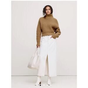 Banana Republic Italian Merino Cropped Sweater Size XS Camel Chunky Knit Funnel